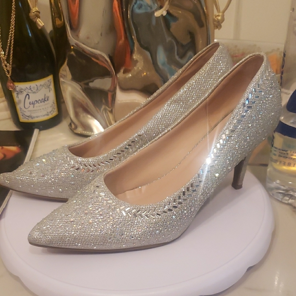 Forever Collectibles Silver Sparkle Heels